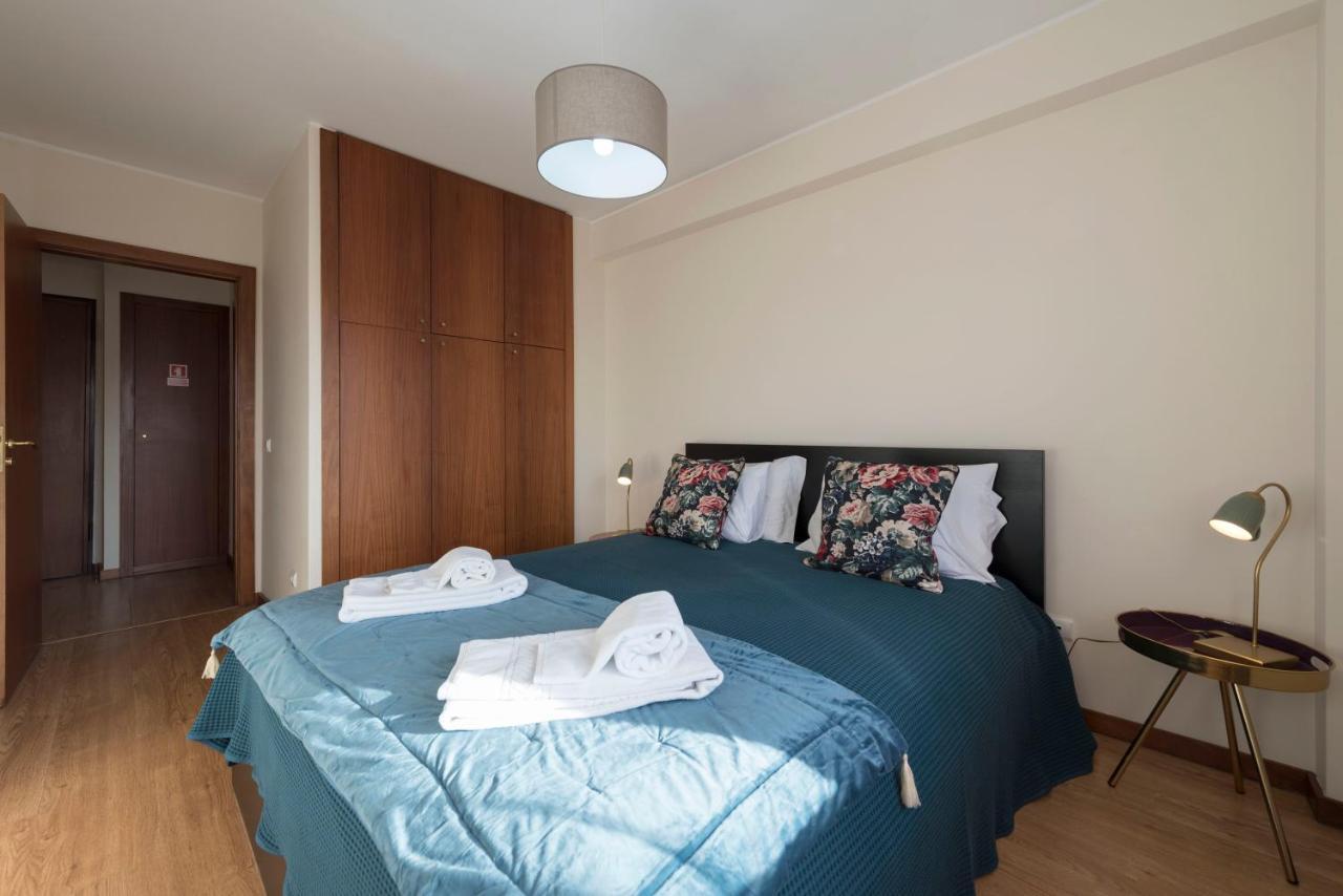 Lovelystay - Homey Feeling Flat W/ Free Parking ปอร์โต ภายนอก รูปภาพ
